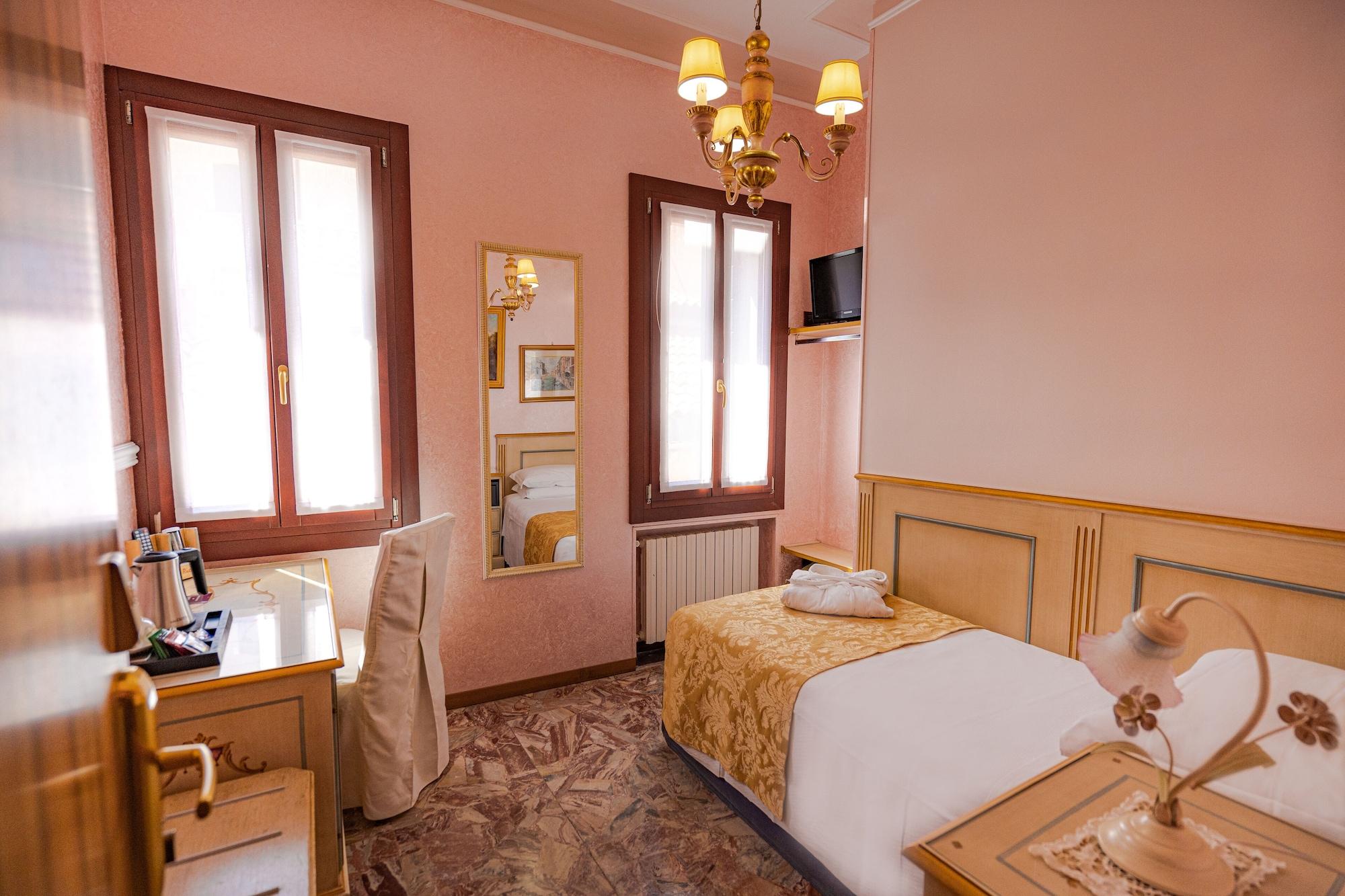 Al Piave 3* Venezia